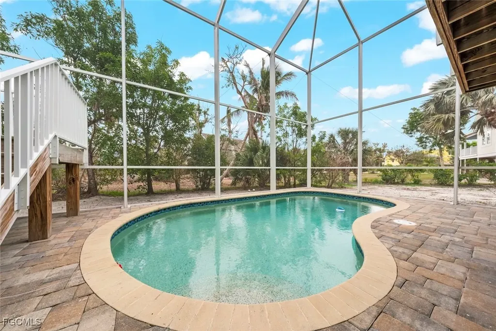 2596 Roosevelt Place Sanibel FL 33957