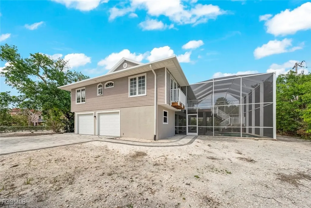 2596 Roosevelt Place Sanibel FL 33957