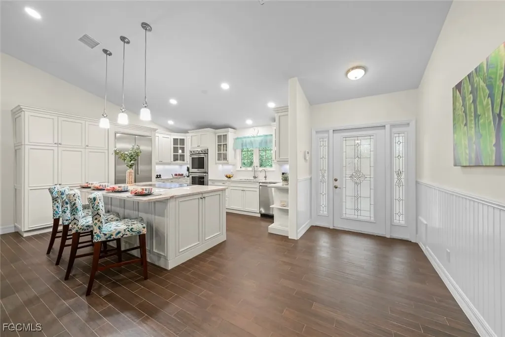 2596 Roosevelt Place Sanibel FL 33957