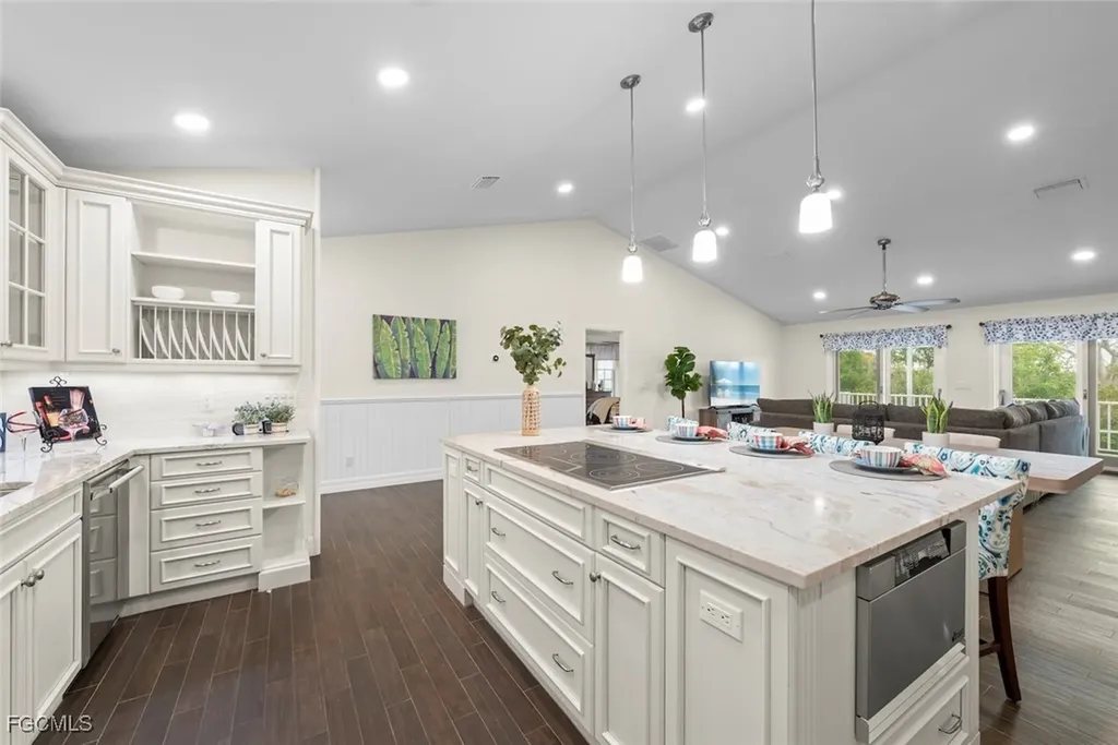 2596 Roosevelt Place Sanibel FL 33957