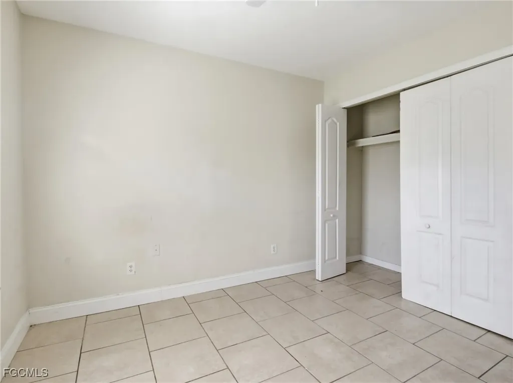 2802 2nd Street SW Lehigh Acres FL 33976