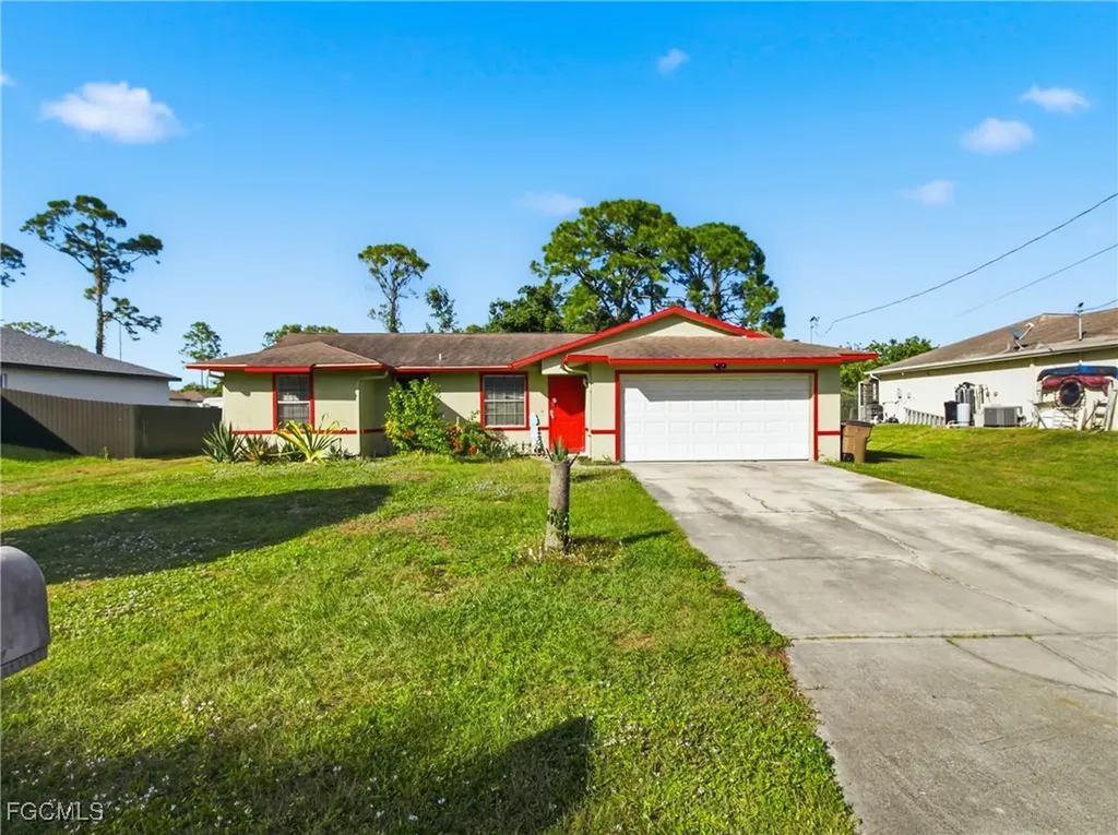 2802 2nd Street SW Lehigh Acres FL 33976