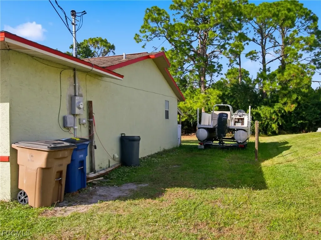 2802 2nd Street SW Lehigh Acres FL 33976