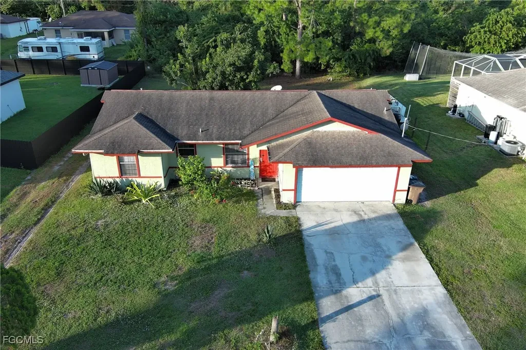 2802 2nd Street SW Lehigh Acres FL 33976