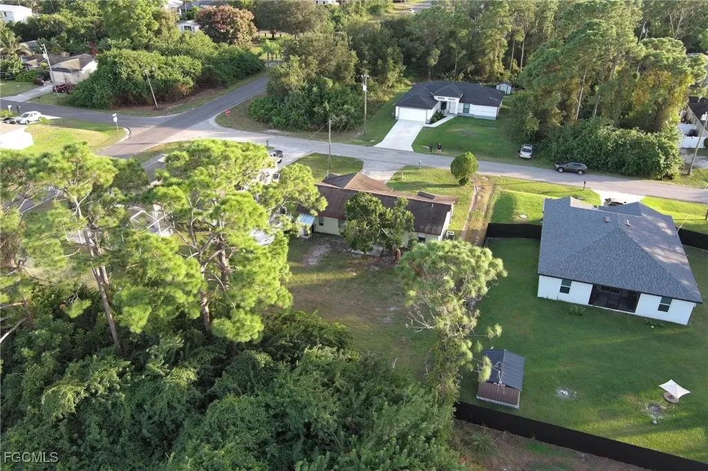 2802 2nd Street SW Lehigh Acres FL 33976