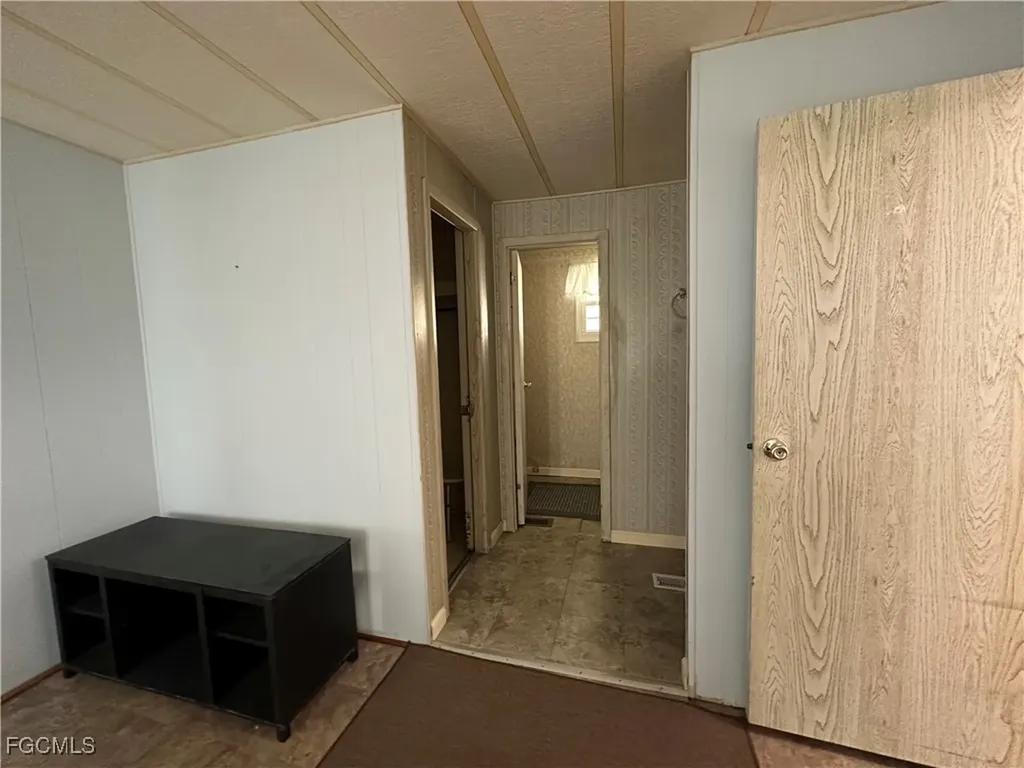 7 Elder Street Alva FL 33920