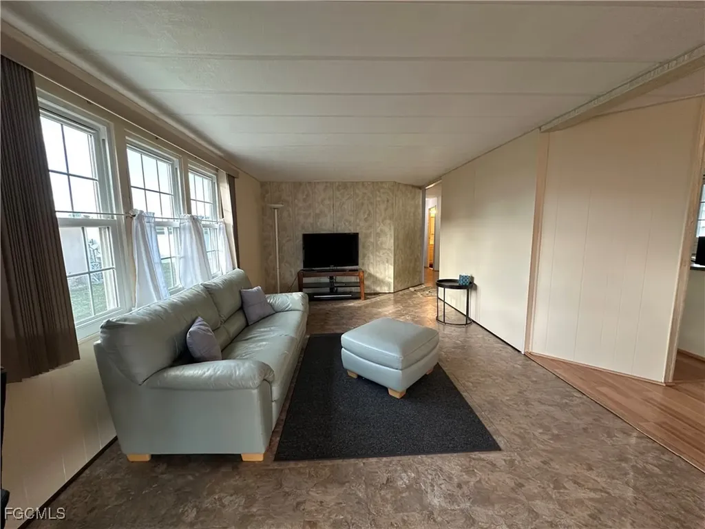 7 Elder Street Alva FL 33920