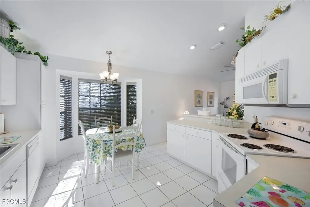 20161 Seagrove Street Estero FL 33928