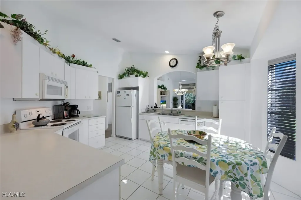 20161 Seagrove Street Estero FL 33928