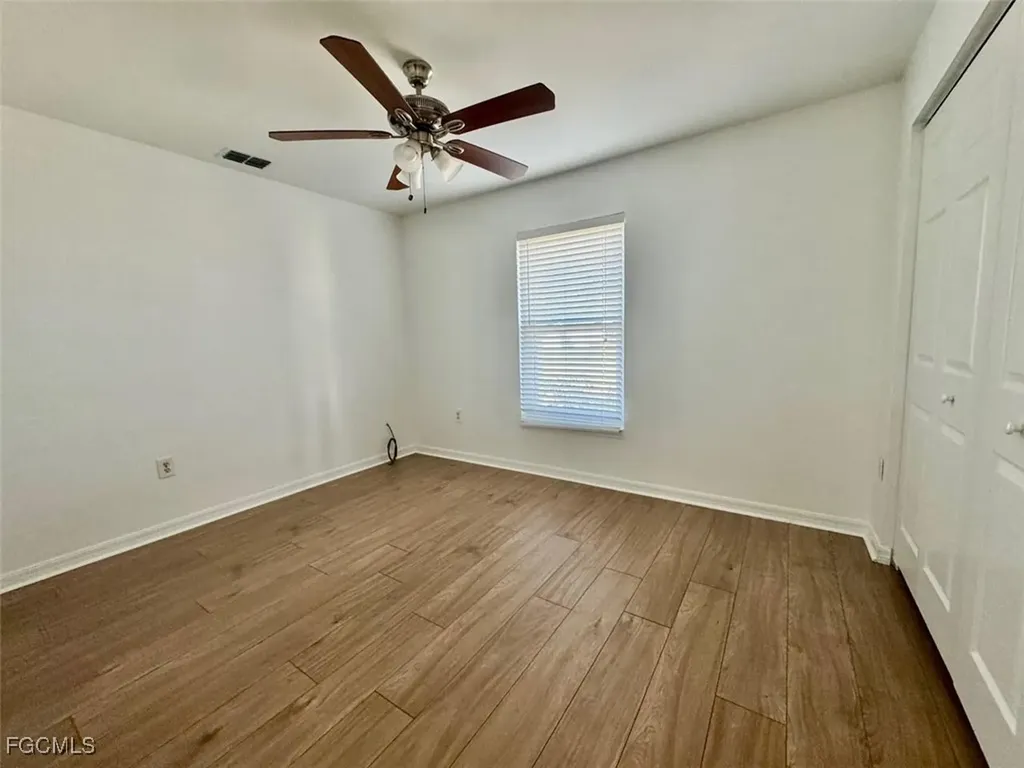 2306 NE 5th Terrace Cape Coral FL 33909