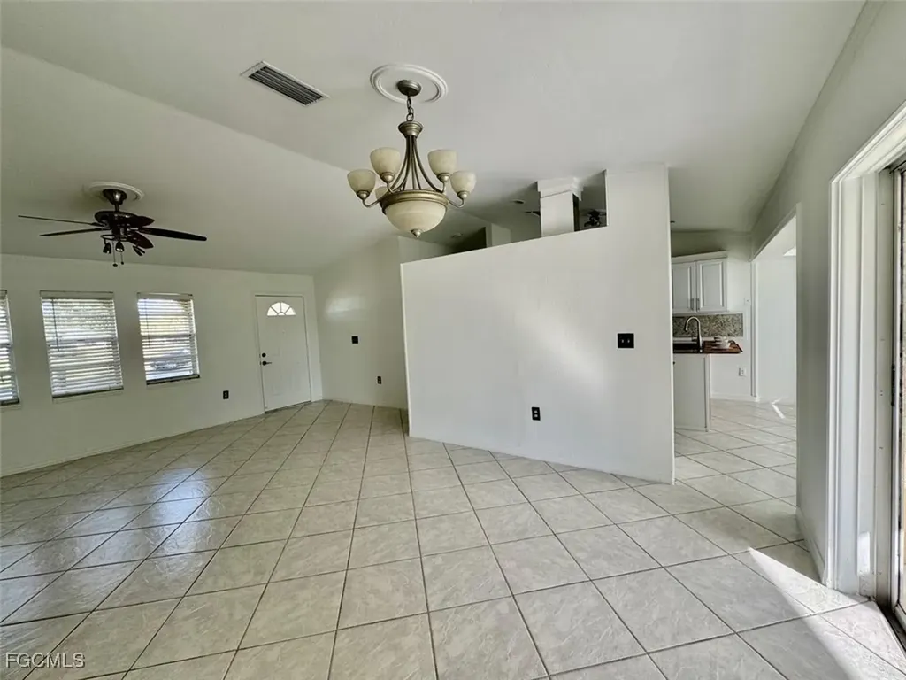 2306 NE 5th Terrace Cape Coral FL 33909