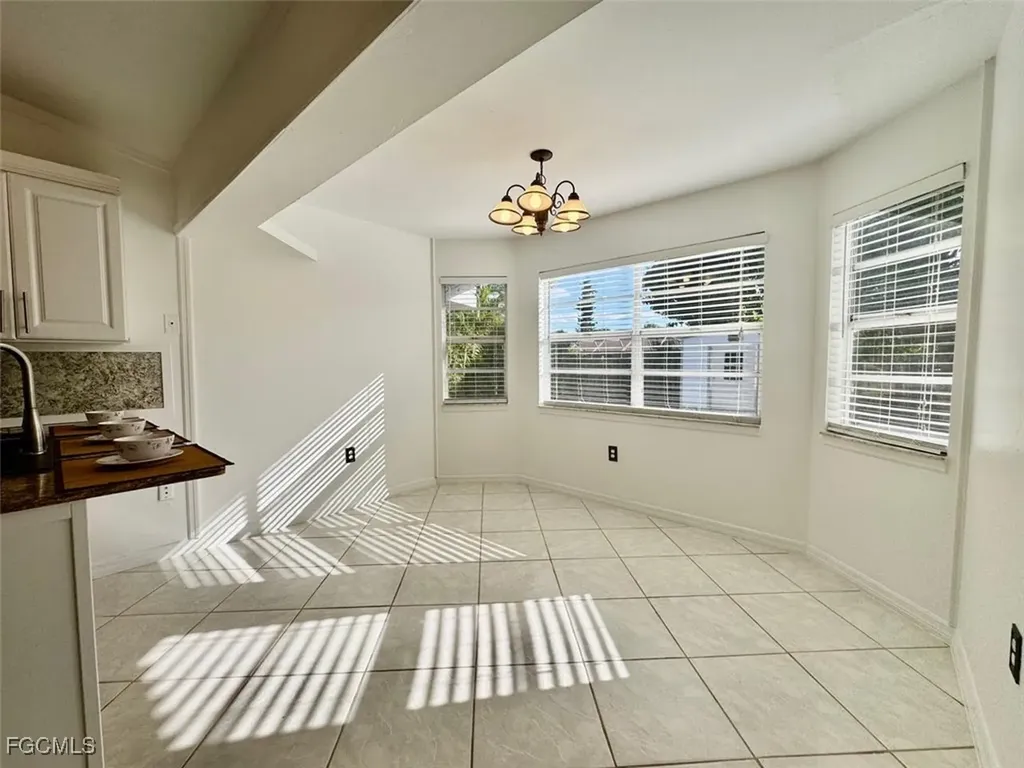2306 NE 5th Terrace Cape Coral FL 33909