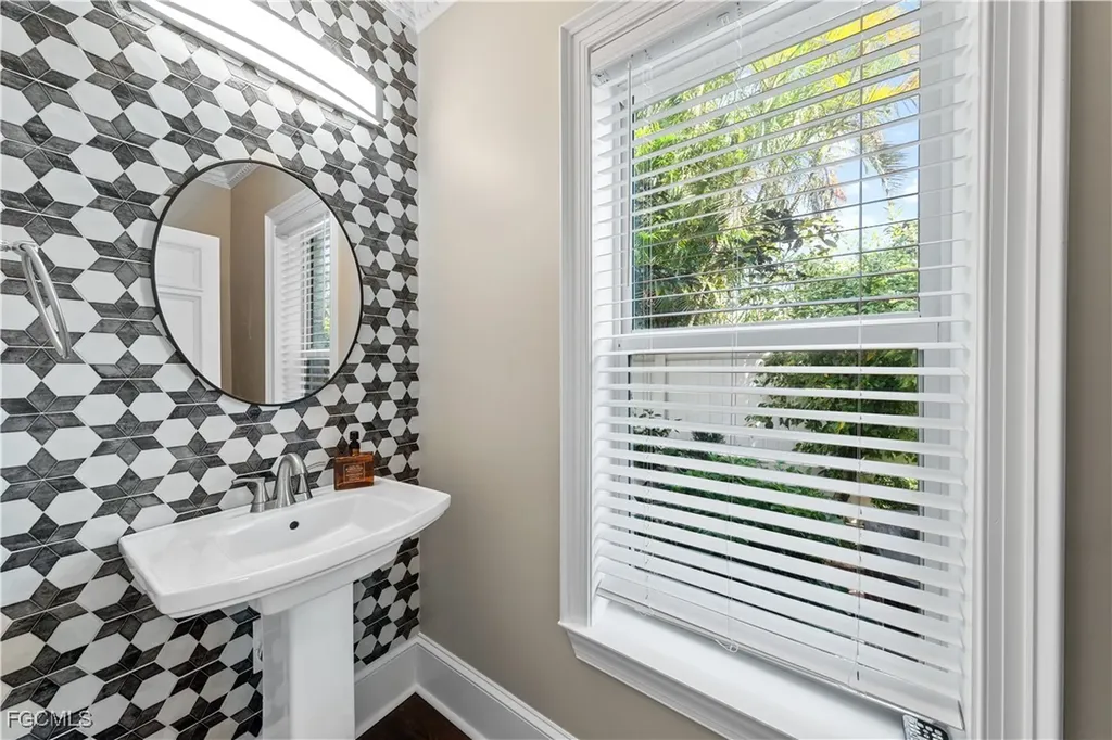 1807 Coral Circle North Fort Myers FL 33903