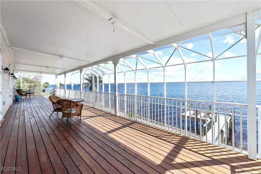 1807 Coral Circle North Fort Myers FL 33903