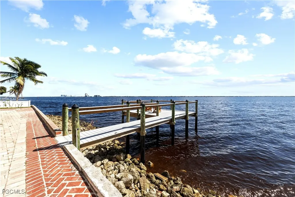 1807 Coral Circle North Fort Myers FL 33903