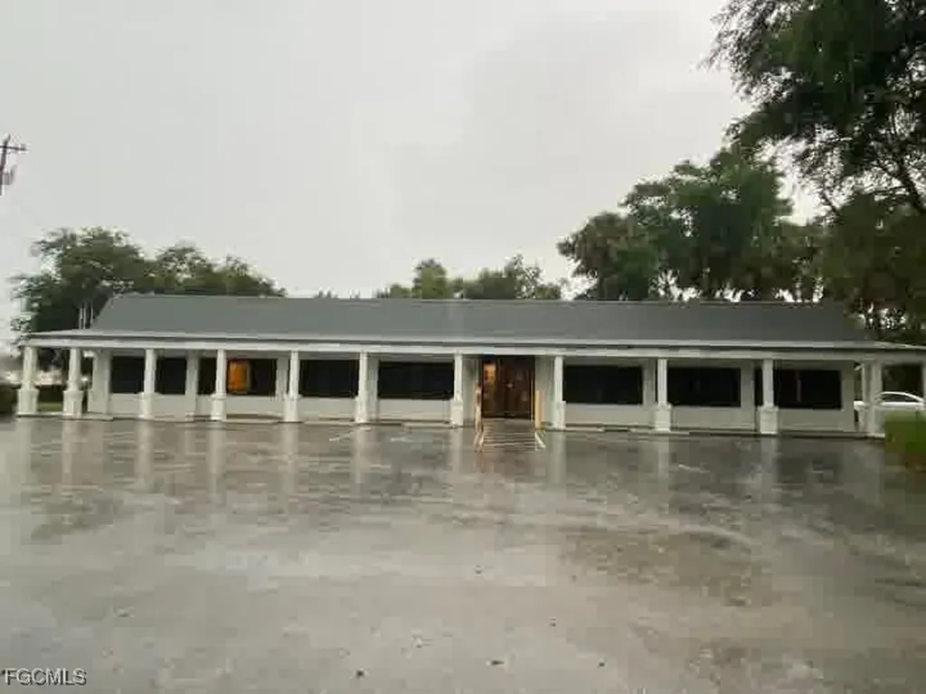 6350 Bayshore Road North Fort Myers FL 33917