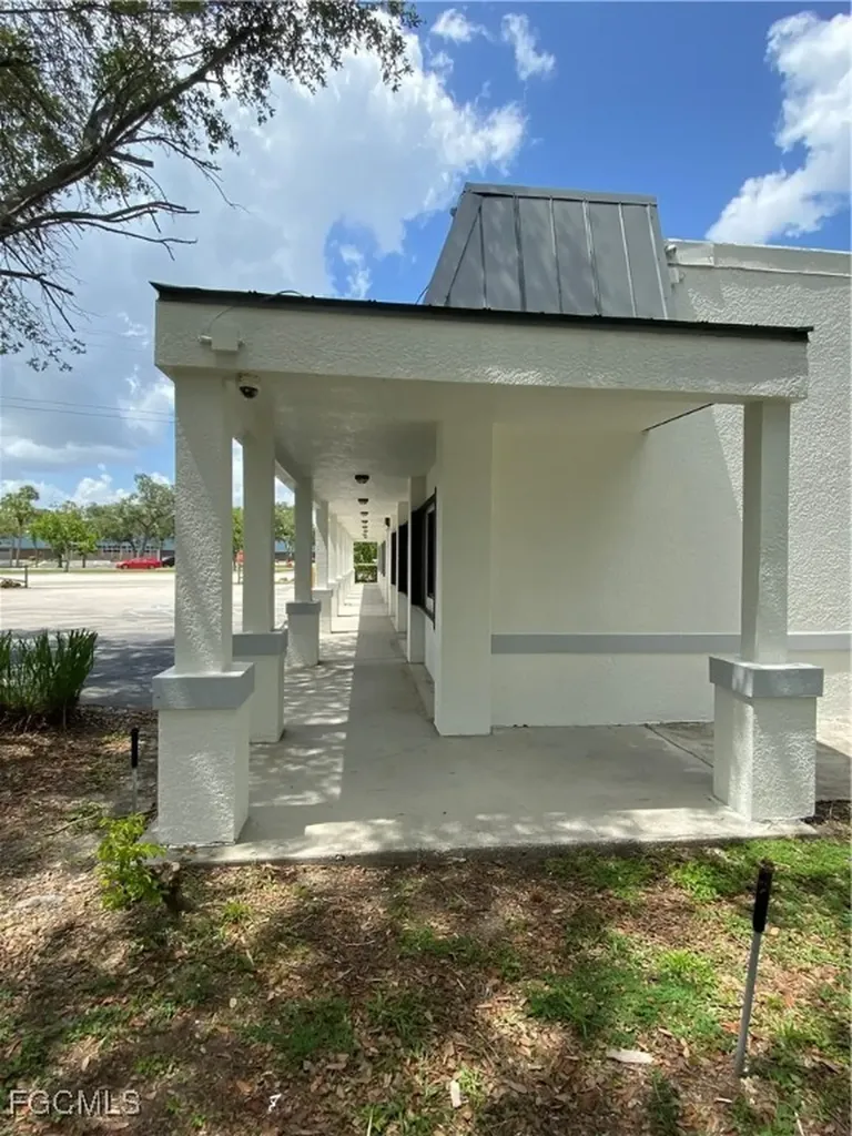 6350 Bayshore Road North Fort Myers FL 33917
