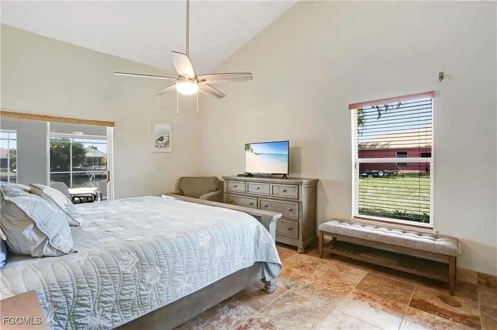 4122 SW 23rd Place Cape Coral FL 33914