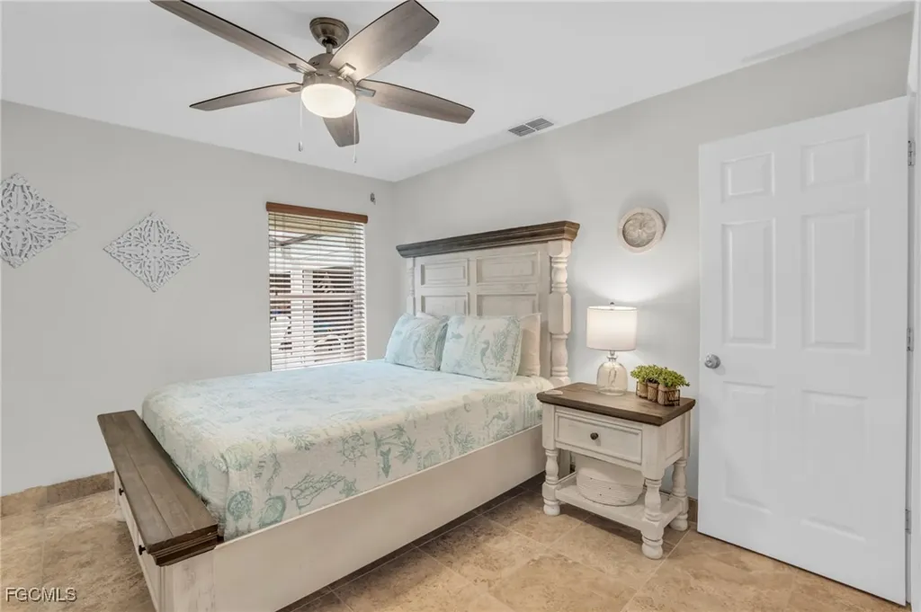 4122 SW 23rd Place Cape Coral FL 33914