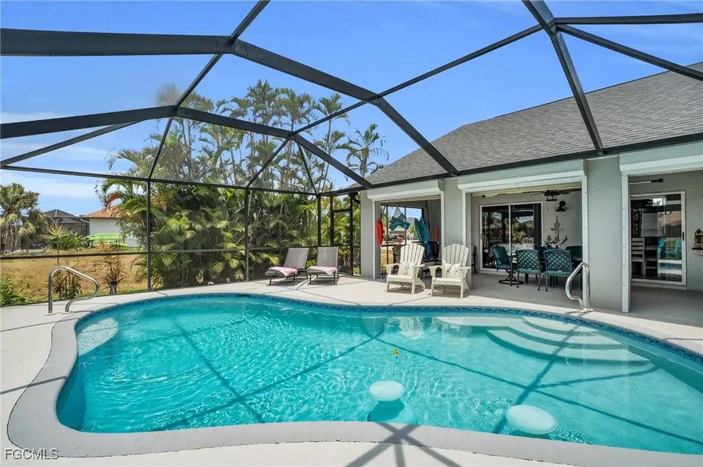 4122 SW 23rd Place Cape Coral FL 33914