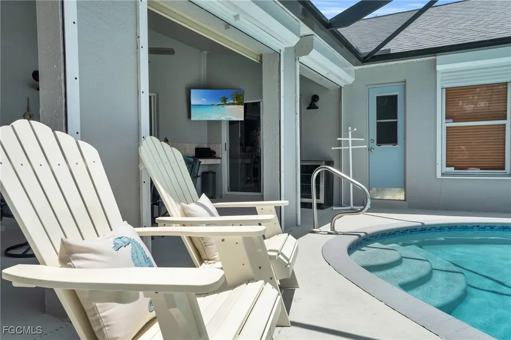 4122 SW 23rd Place Cape Coral FL 33914