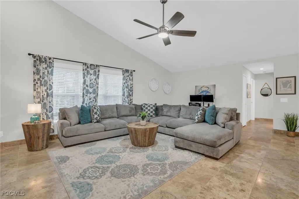 4122 SW 23rd Place Cape Coral FL 33914