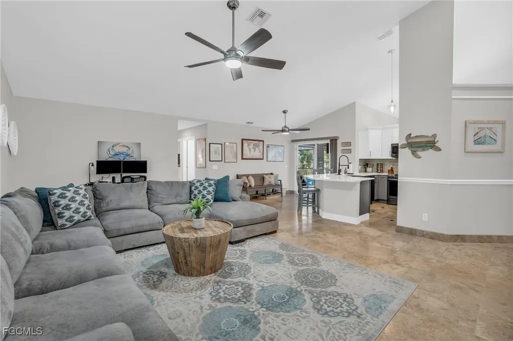 4122 SW 23rd Place Cape Coral FL 33914