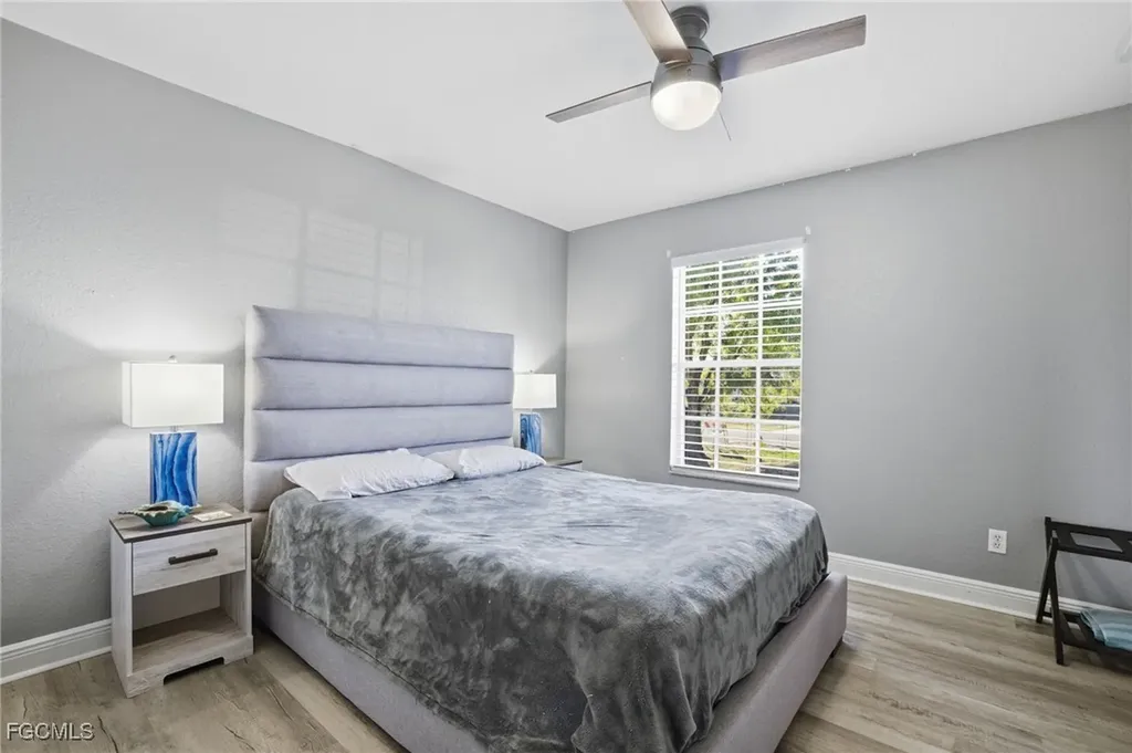 2311 SW 4th Court Cape Coral FL 33991
