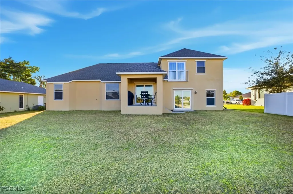 2311 SW 4th Court Cape Coral FL 33991