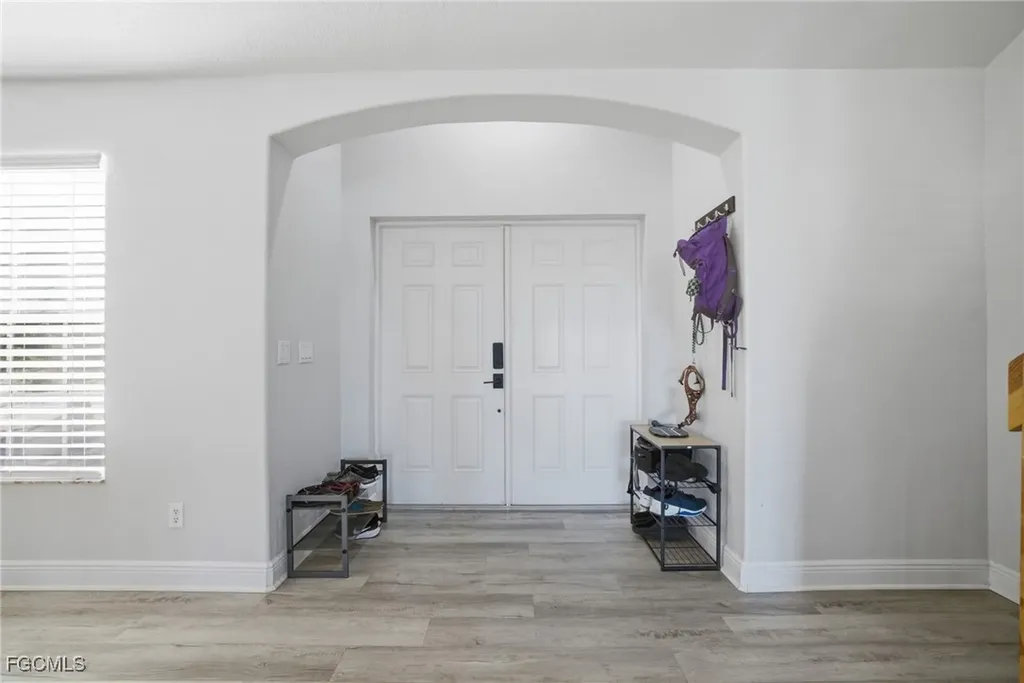 2311 SW 4th Court Cape Coral FL 33991
