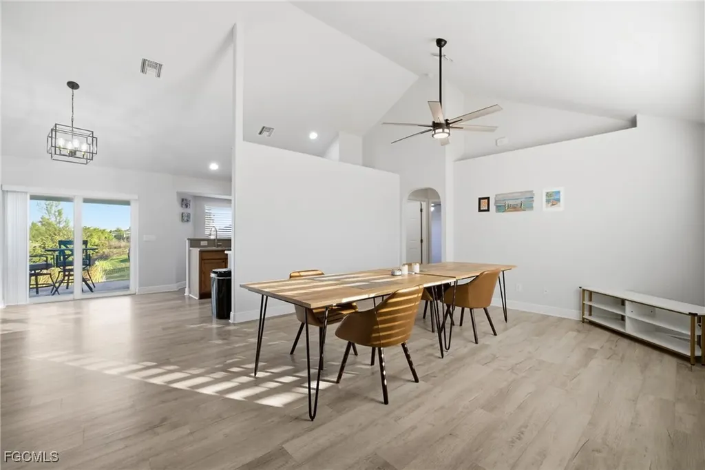 2311 SW 4th Court Cape Coral FL 33991