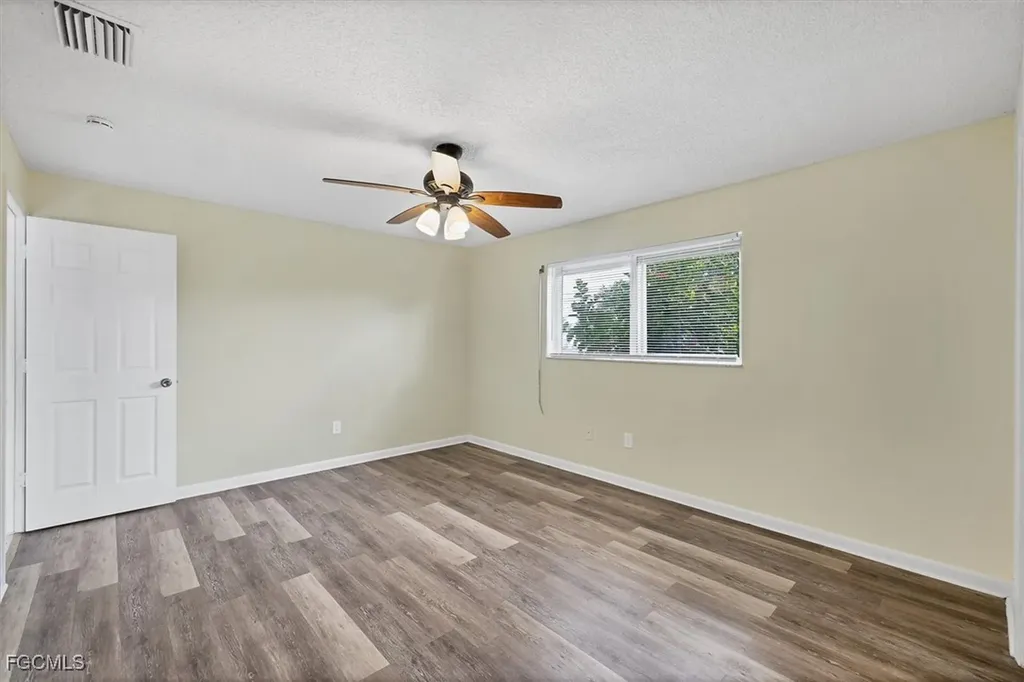 122 SE 41st Terrace Cape Coral FL 33904