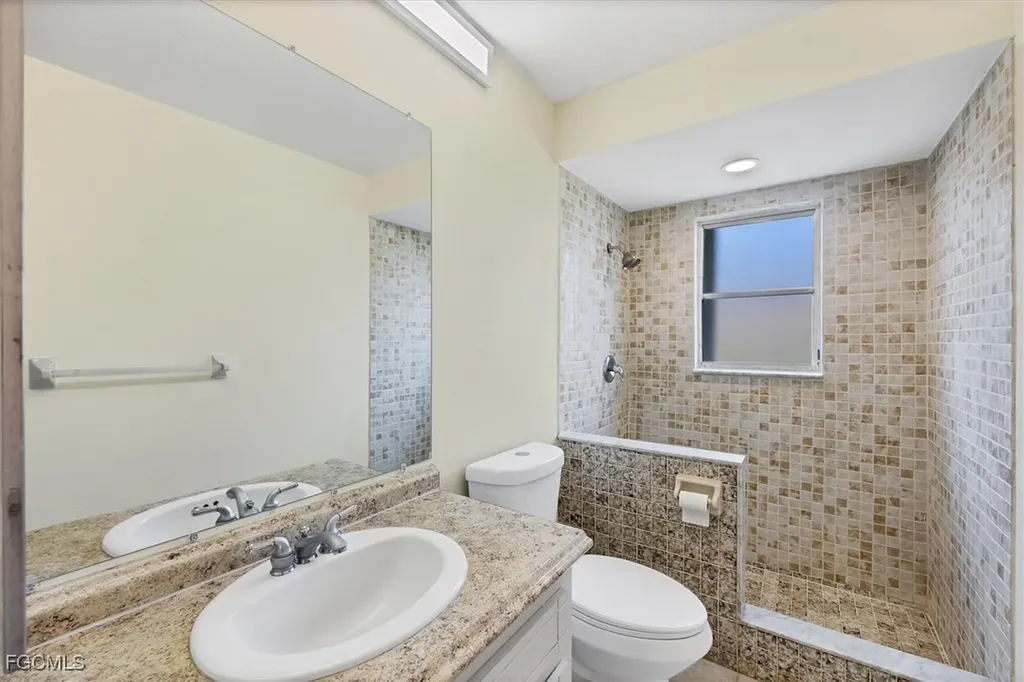 122 SE 41st Terrace Cape Coral FL 33904