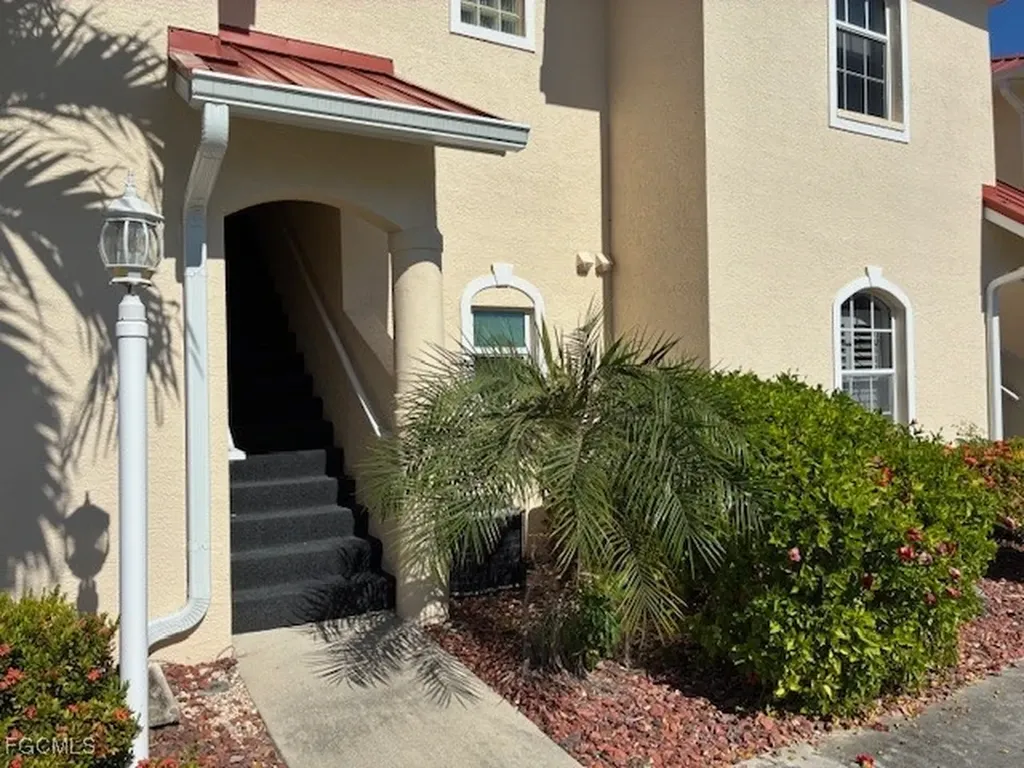 5410 Chiquita Boulevard S Cape Coral FL 33914