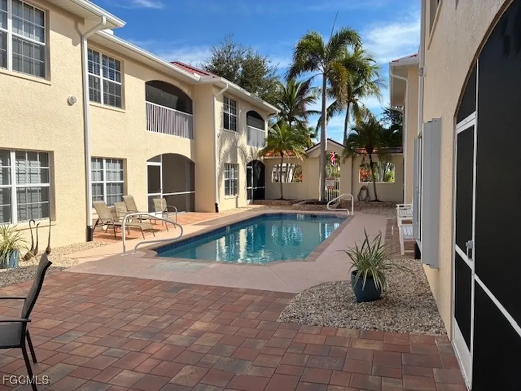 5410 Chiquita Boulevard S Cape Coral FL 33914