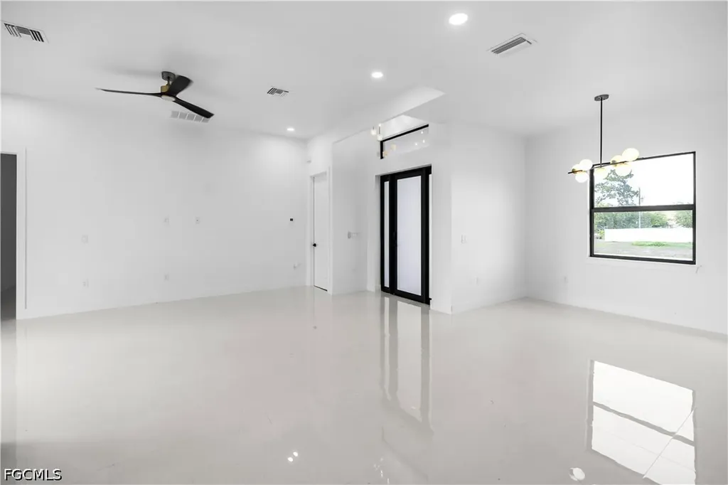 2250 10th Terrace Lehigh Acres FL 33936