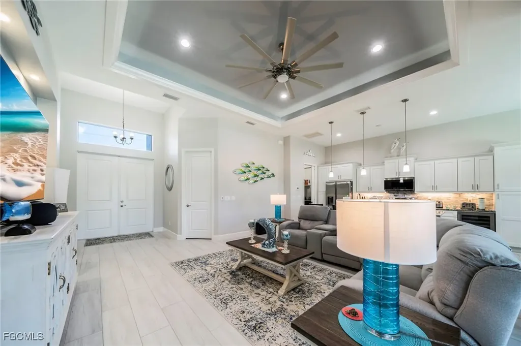 1128 SW 19th Avenue Cape Coral FL 33991