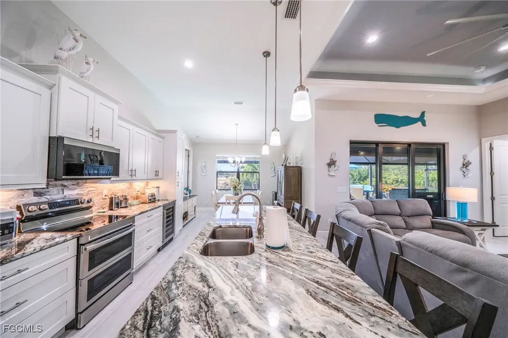 1128 SW 19th Avenue Cape Coral FL 33991