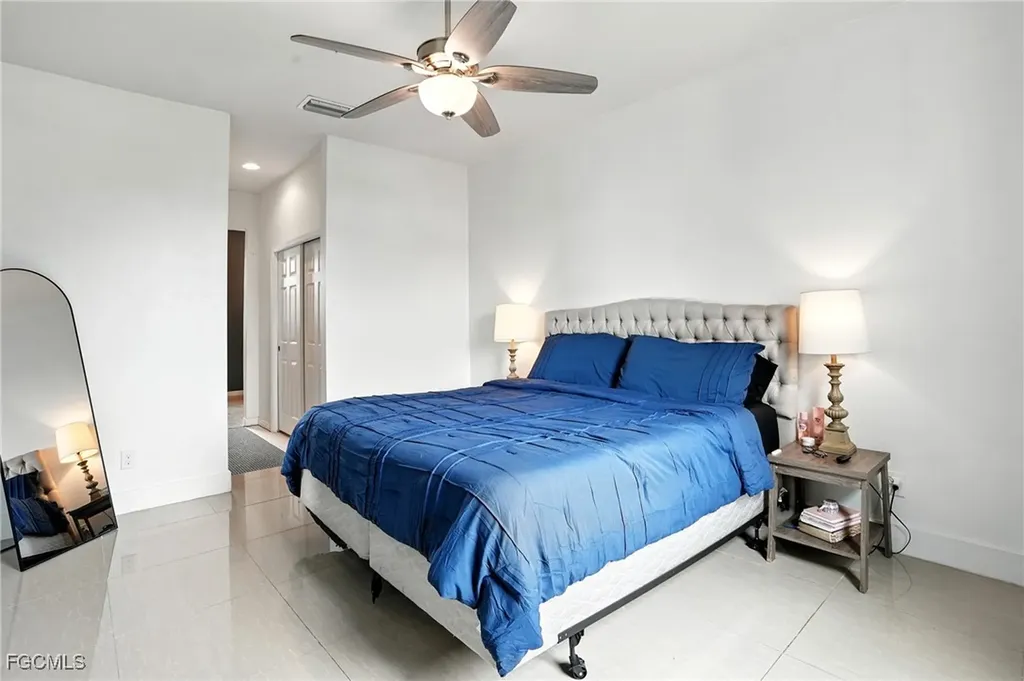 1823 NW 10th Street Cape Coral FL 33993