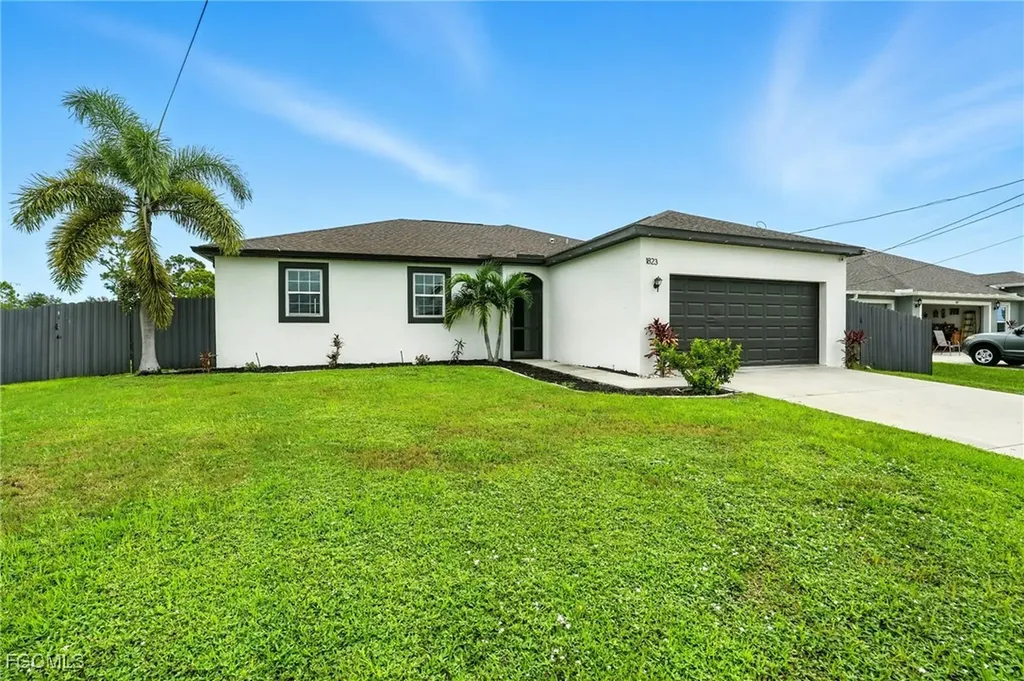 1823 NW 10th Street Cape Coral FL 33993