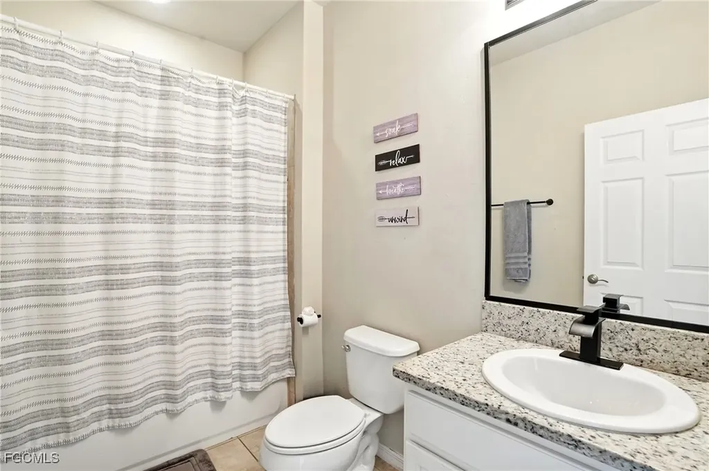 1823 NW 10th Street Cape Coral FL 33993