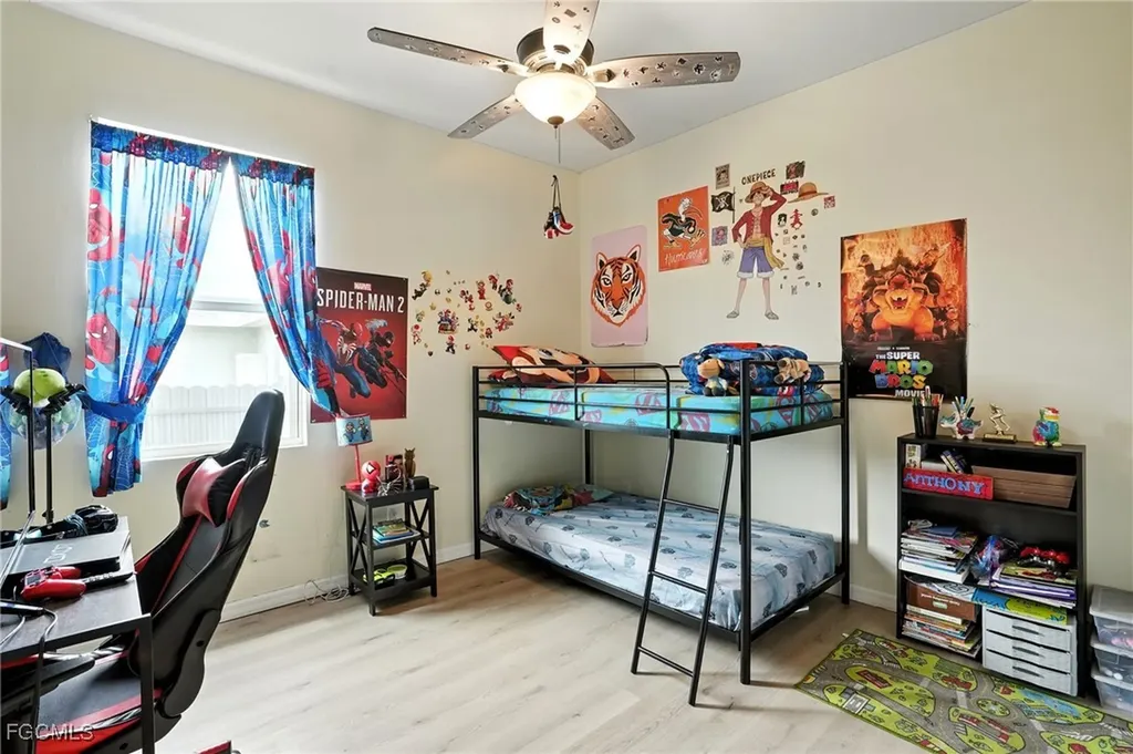 1823 NW 10th Street Cape Coral FL 33993