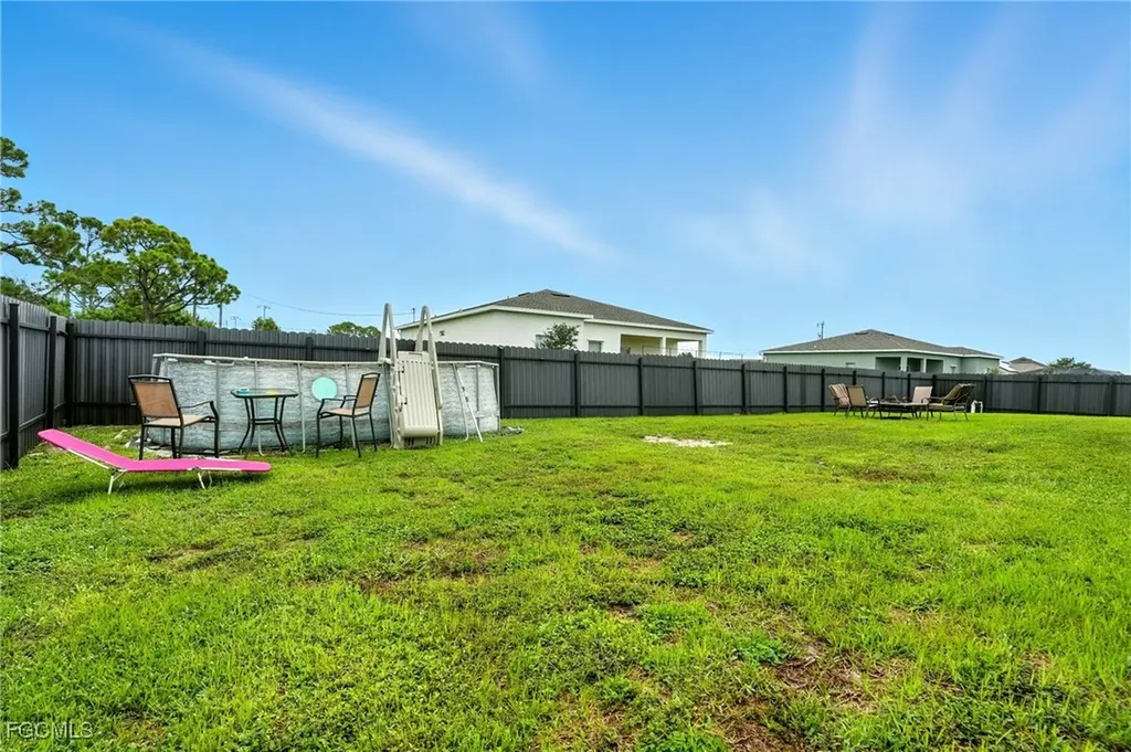 1823 NW 10th Street Cape Coral FL 33993