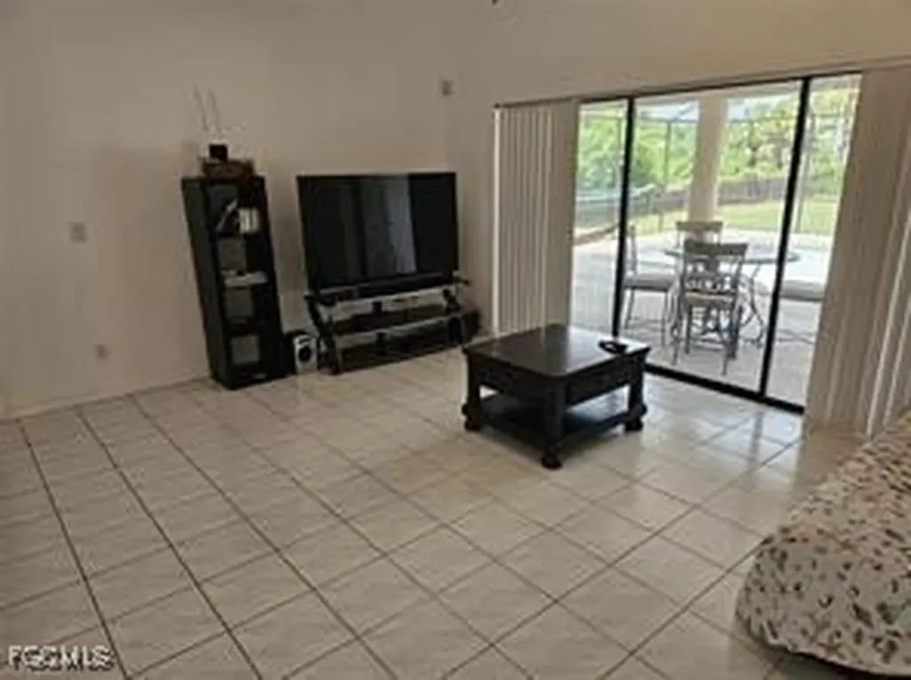 718 Jefferson Avenue Lehigh Acres FL 33936