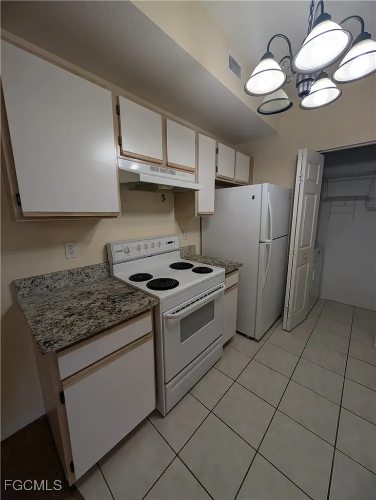 6481 Aragon Way Fort Myers FL 33966