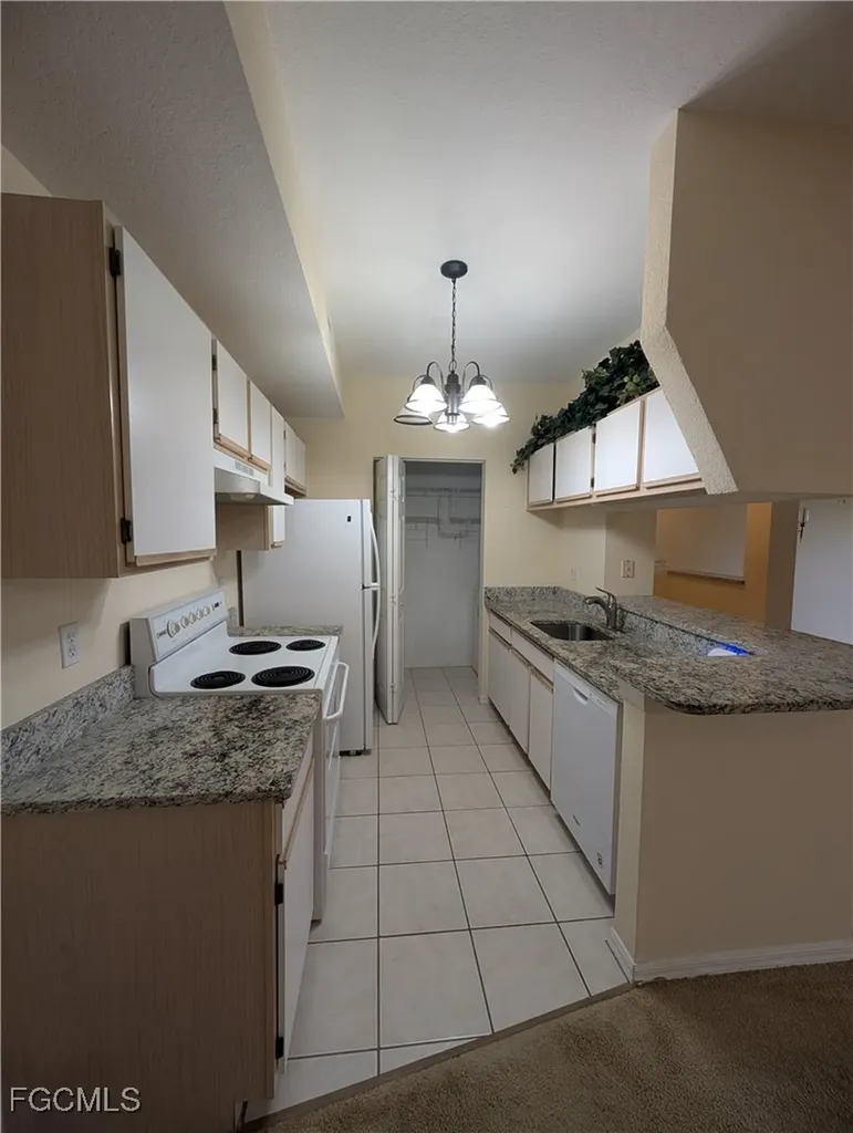 6481 Aragon Way Fort Myers FL 33966