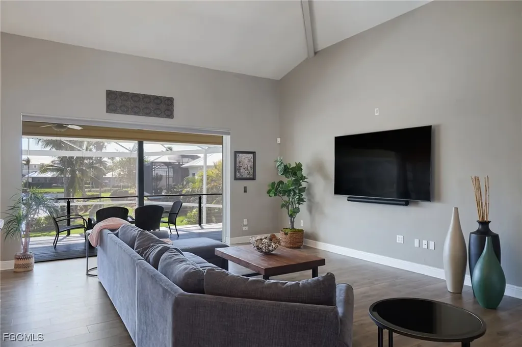 6090 Tidewater Island Circle Fort Myers FL 33908