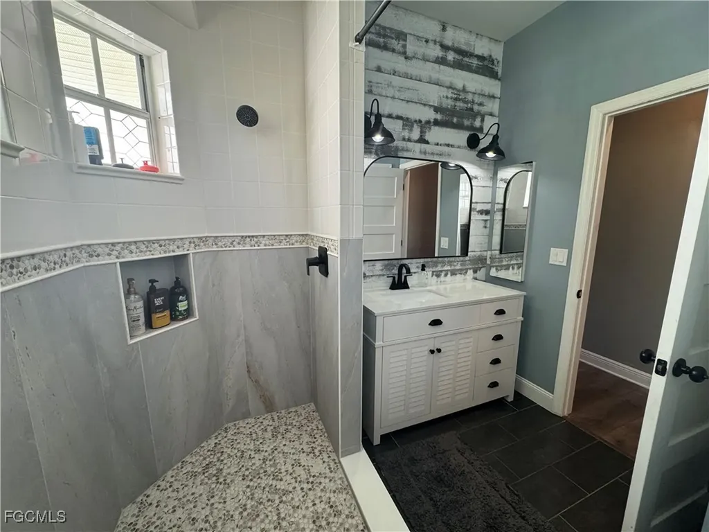 6090 Tidewater Island Circle Fort Myers FL 33908