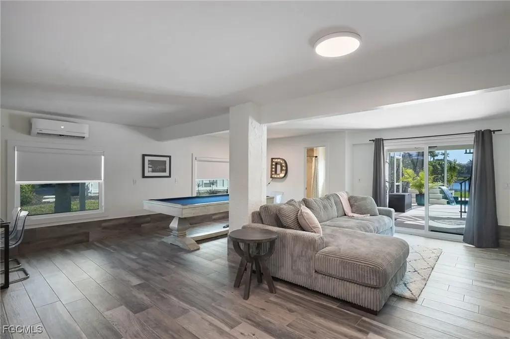6090 Tidewater Island Circle Fort Myers FL 33908