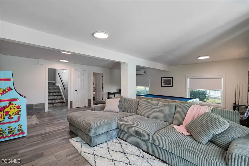 6090 Tidewater Island Circle Fort Myers FL 33908